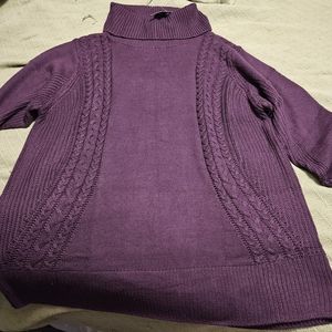NWT Avenue cable knit sweater
